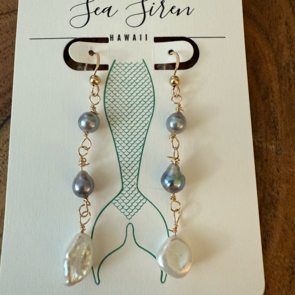 Akoya Pearl and White Keshi Dangle gold filled Pearl Earrings.
